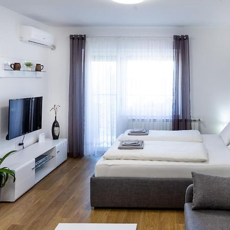 Mb Apartment Σουμπότικα Εξωτερικό φωτογραφία