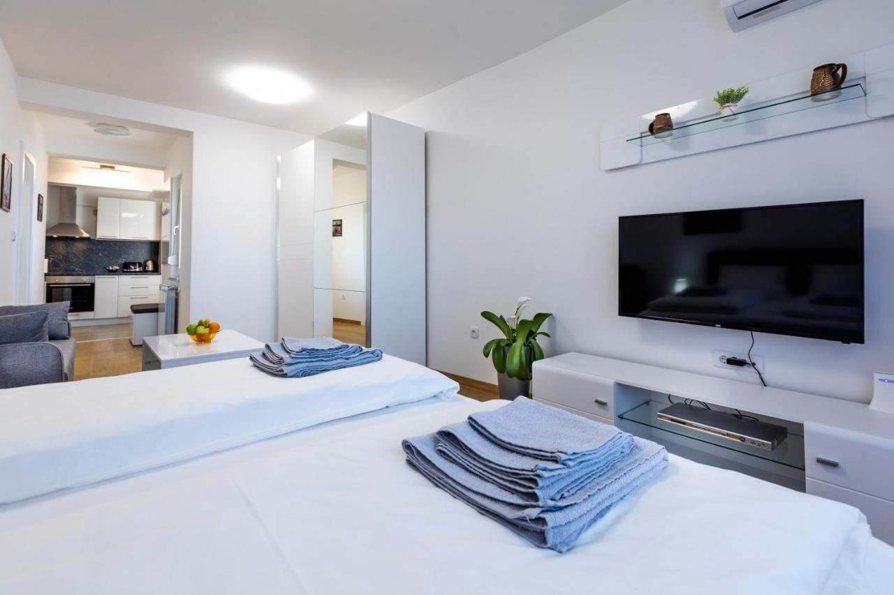 Mb Apartment Σουμπότικα Εξωτερικό φωτογραφία