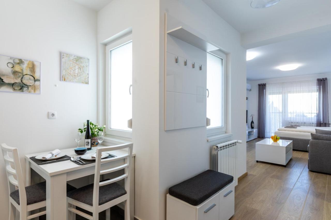 Mb Apartment Σουμπότικα Εξωτερικό φωτογραφία