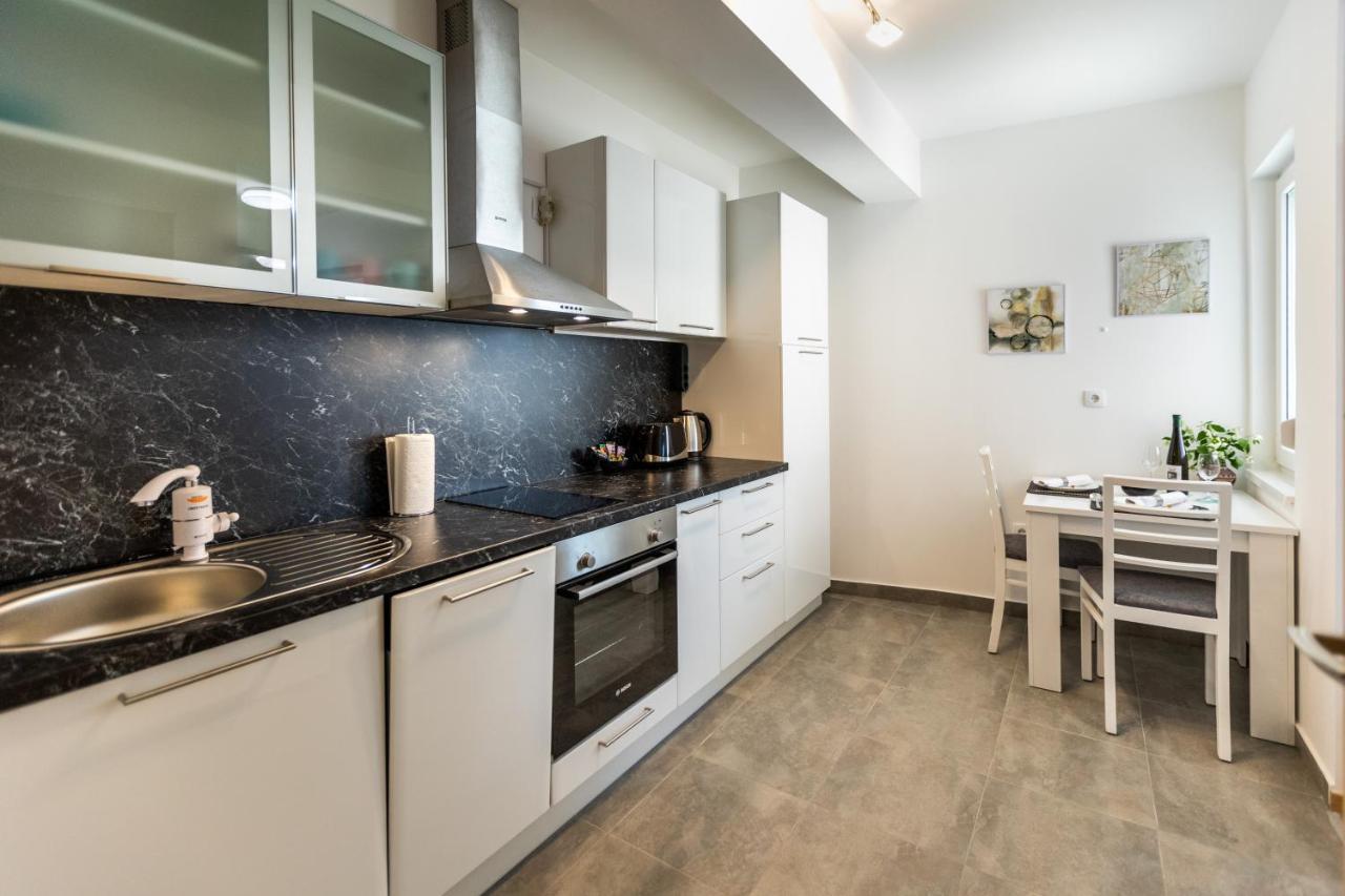 Mb Apartment Σουμπότικα Εξωτερικό φωτογραφία